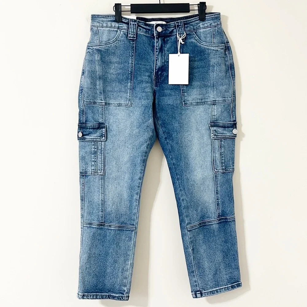 NWT Kancan Avery Straight Leg High Rise Cargo Jeans Dark Wash Size 29 - Picture 2 of 12